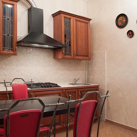 Apartment Roksolana Львів Екстер'єр фото